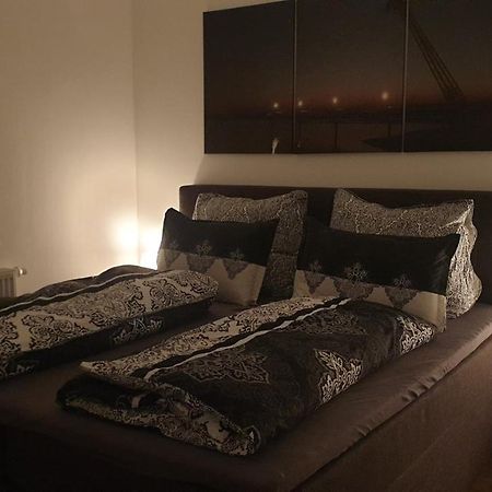 Seensucht & Urlaubstraeume, Ferienwohnung "Seerose" Гросрешен Экстерьер фото