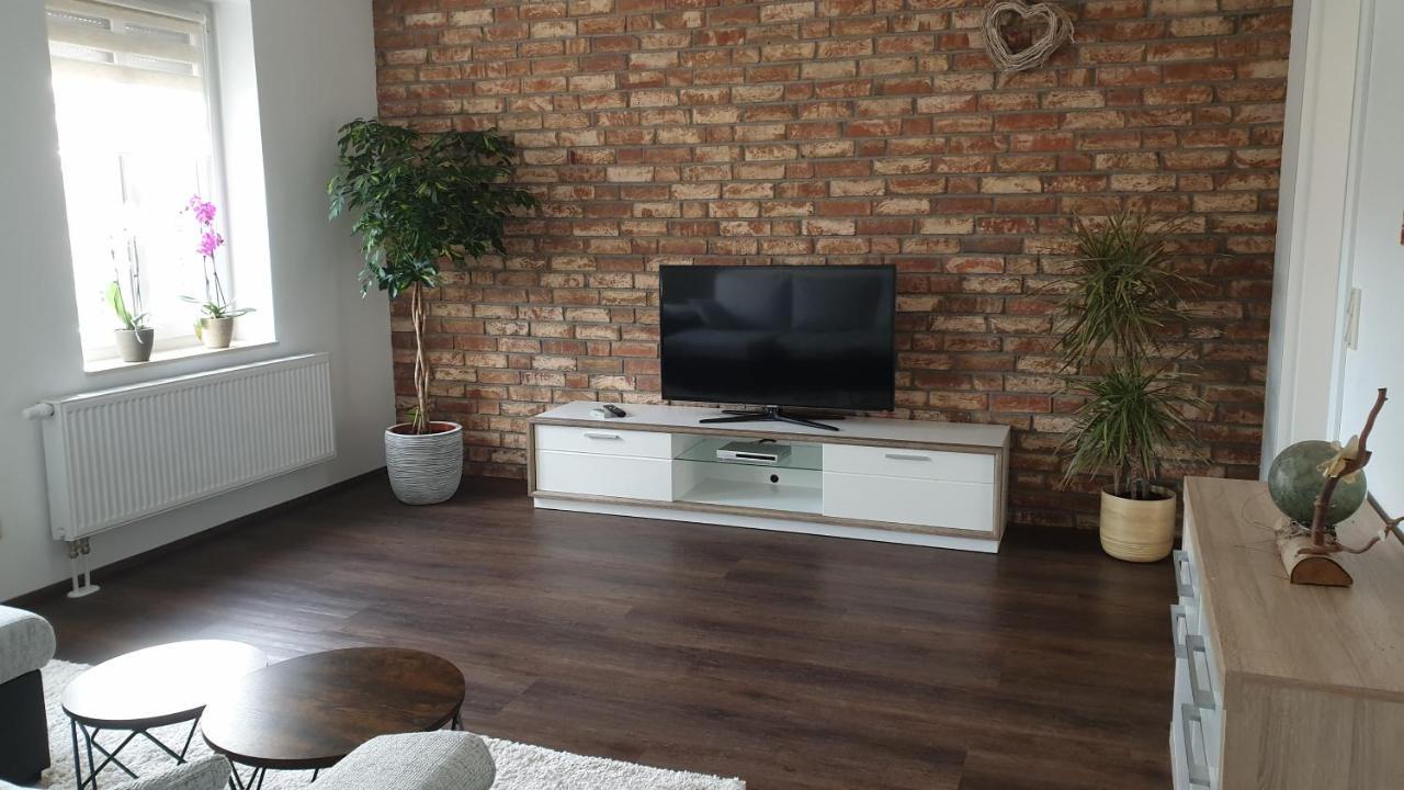 Seensucht & Urlaubstraeume, Ferienwohnung "Seerose" Гросрешен Экстерьер фото
