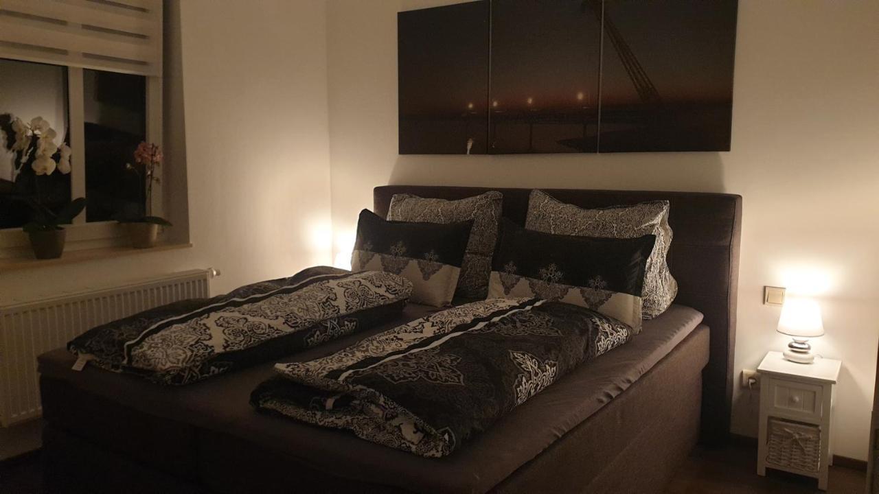 Seensucht & Urlaubstraeume, Ferienwohnung "Seerose" Гросрешен Экстерьер фото